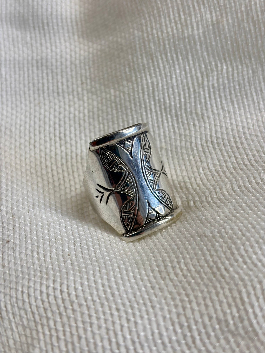 NURA Cuff Ring