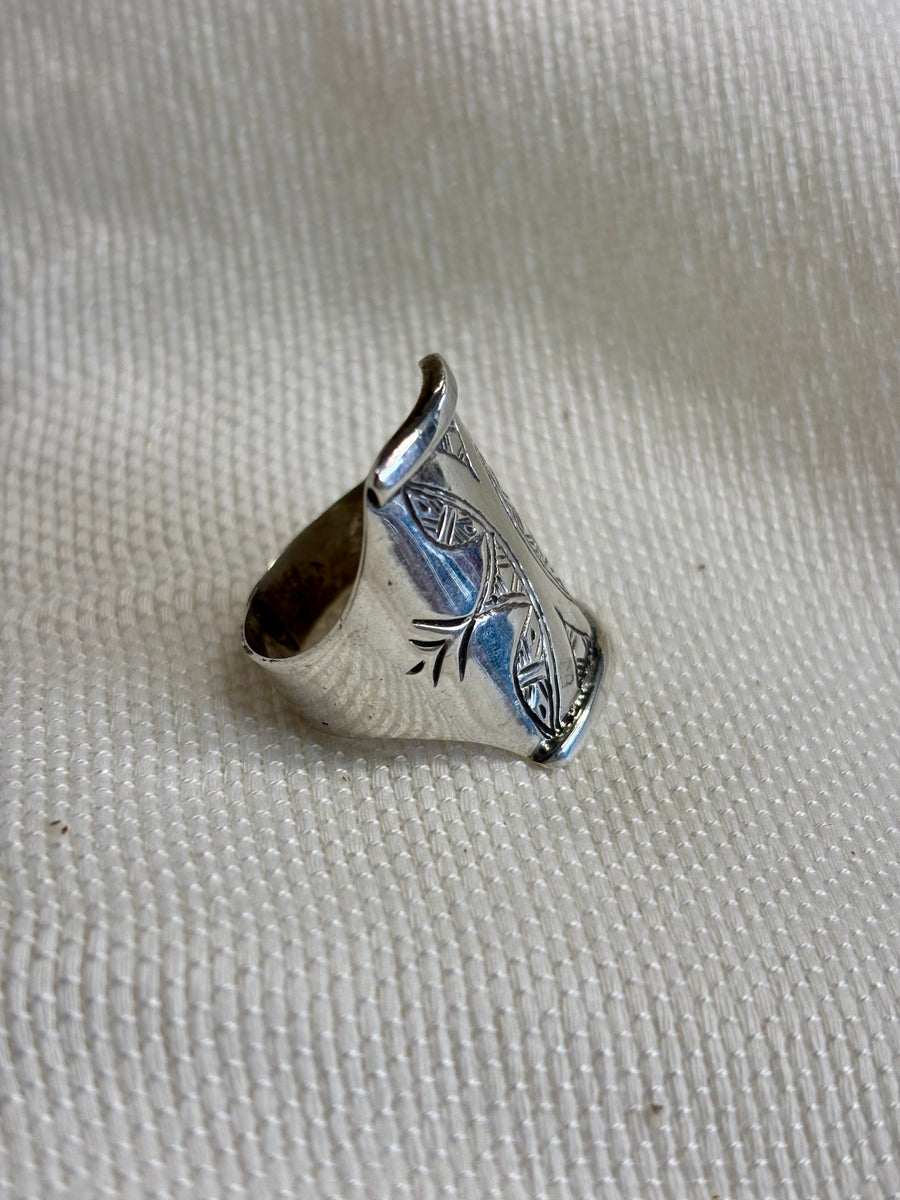 NURA Cuff Ring